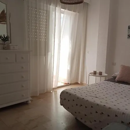 Piso De Tres En Barbate, Cadiz *